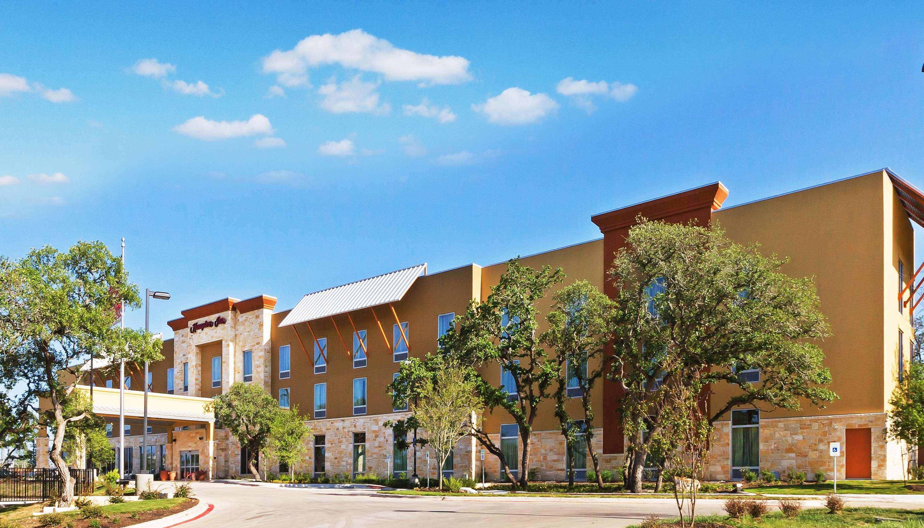 Hampton Inn Austin Oak Hill Екстериор снимка